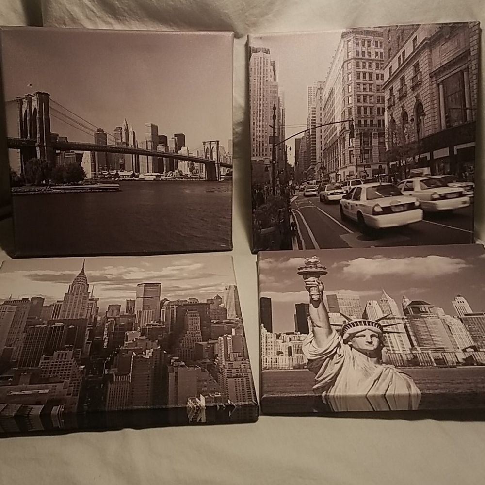 Set of 4 NYC greyscale scenes art on canvas